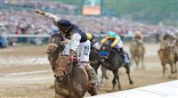 2 May 2009: Mine That Bird and jockey Calvin Borel score the 50-1 upset victory in the 135th running of the Kentucky Derby at Churchill Downs in Louisville, Kentucky.