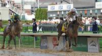 Super Saver wins the 2010 Kentucky Derby