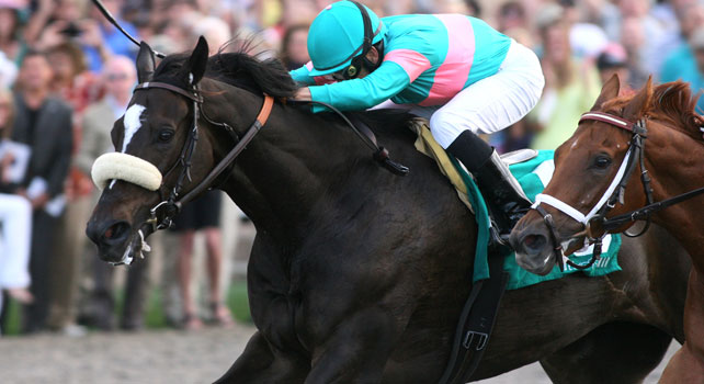 Zenyatta captures the 2010 Clement Hirsch over Rinterval at Del Mar